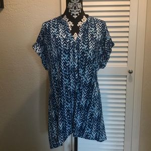 DB Established 1962 Top Subtle chevon pattern